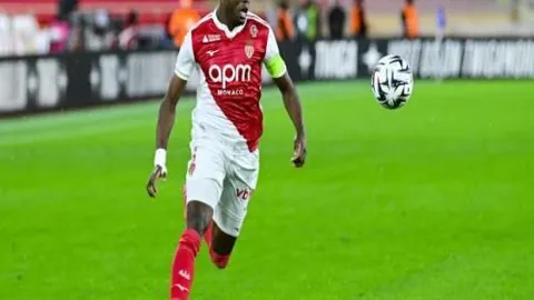 葡萄牙总比分继续落后，埃里克森操刀角球，R-克里斯滕森实现破门。